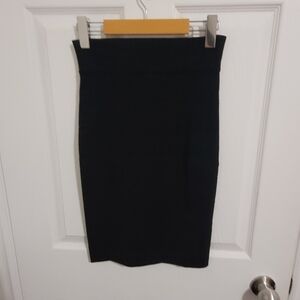 Le Chateau Black Slim Skirt, Size XXS
